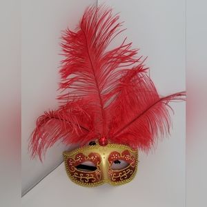 🆕️ Feathered Mask
